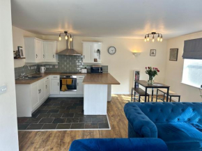 Bromyard-Apartment-2BR-Parking-5minToCityCenter